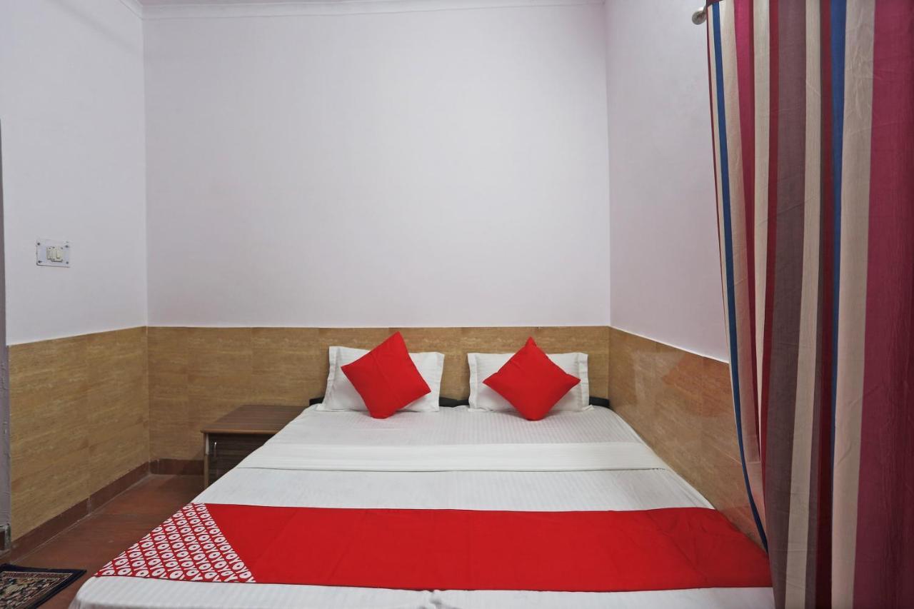 Hotel O Kanak Palace New Delhi Bagian luar foto