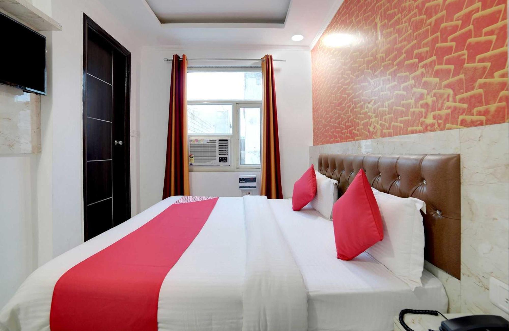 Hotel O Kanak Palace New Delhi Bagian luar foto