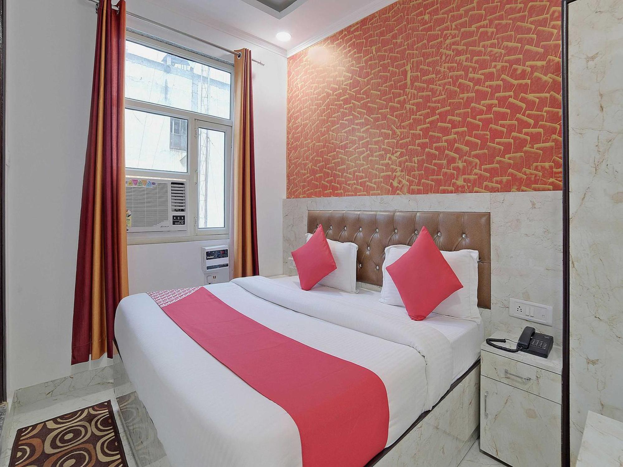 Hotel O Kanak Palace New Delhi Bagian luar foto