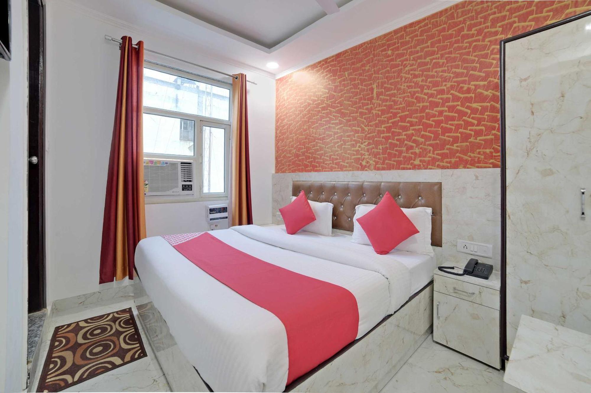 Hotel O Kanak Palace New Delhi Bagian luar foto